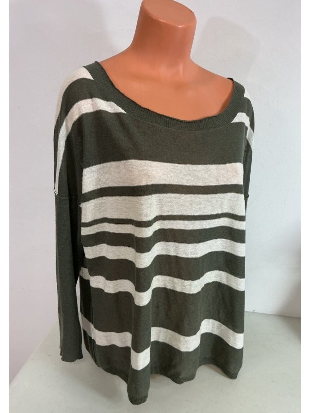 Brochu Walker Linen Sweater Womens Large